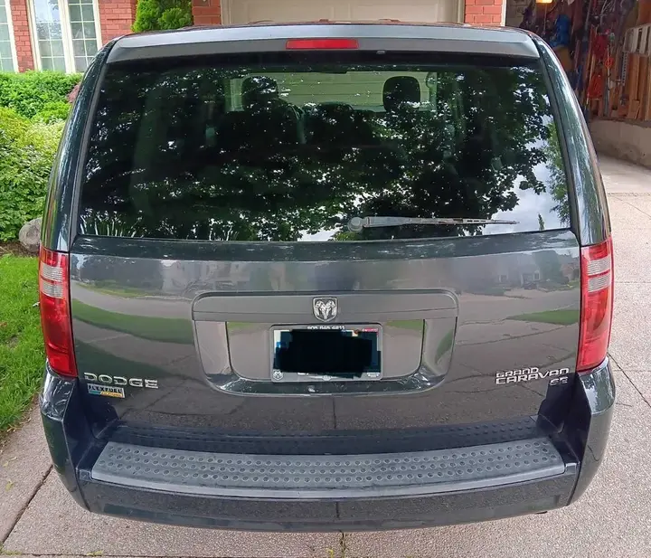 Dodge Grand Caravan 2009 photo 2