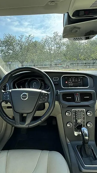 Volvo V40 Cross Country 2019 photo 4