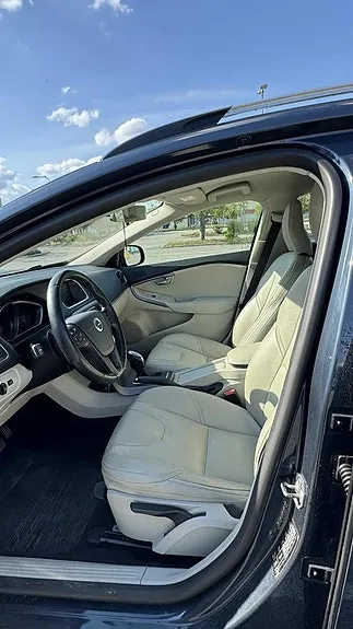 Volvo V40 Cross Country 2019 photo 5