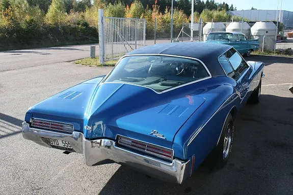 Buick Riviera 1971 photo 3