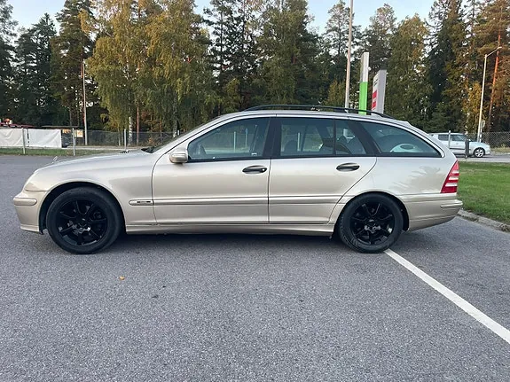 Mercedes-Benz C180 2005 photo 2