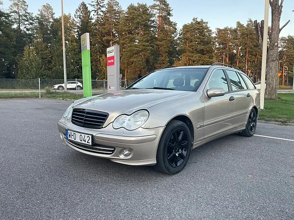 Mercedes-Benz C180