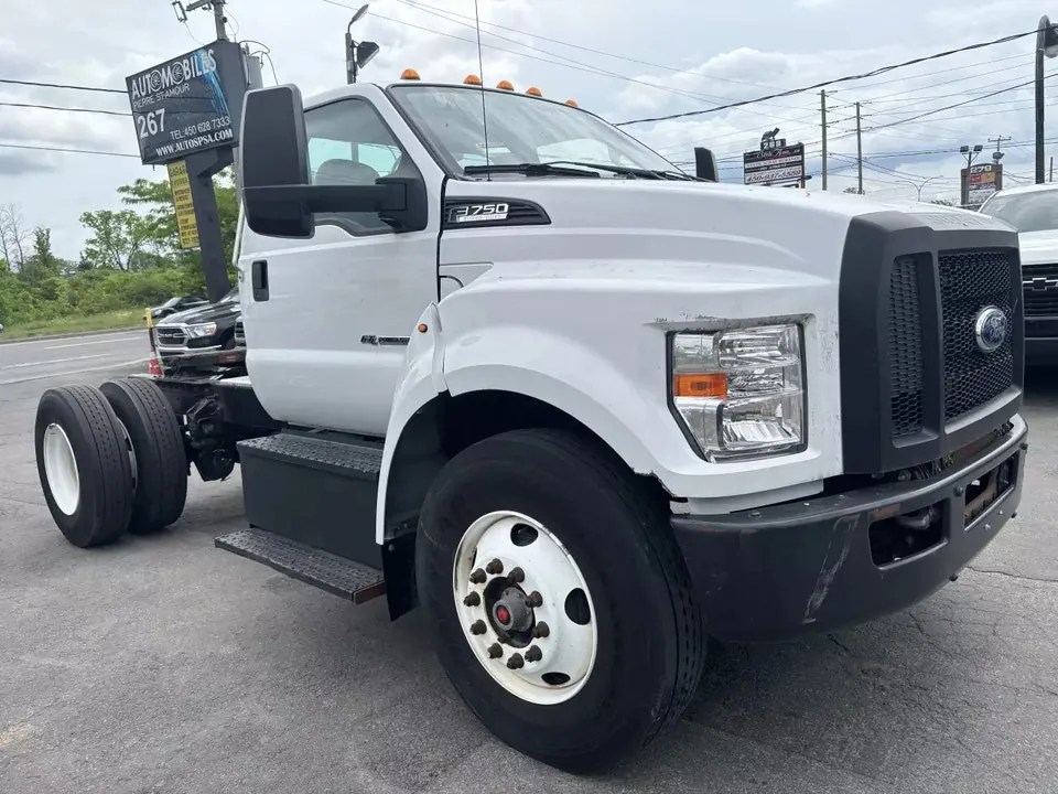 Ford F-750