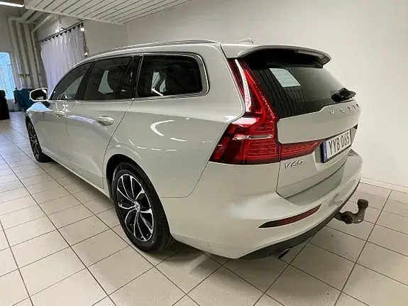 Volvo V60 2019 photo 3