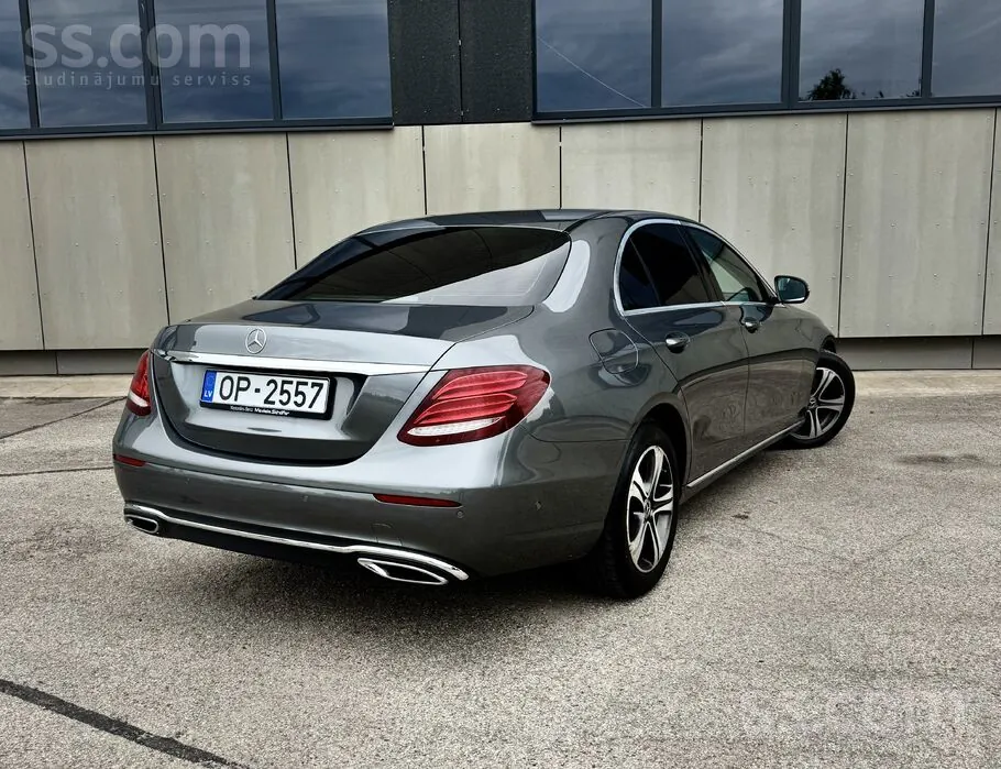 Mercedes-Benz E200D 2019 photo 4