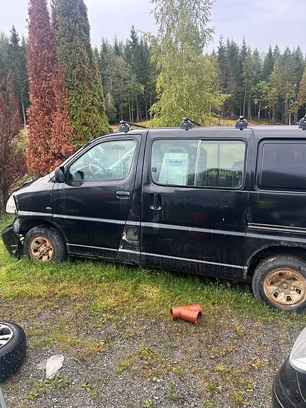 Toyota Hiace 2009 photo 4