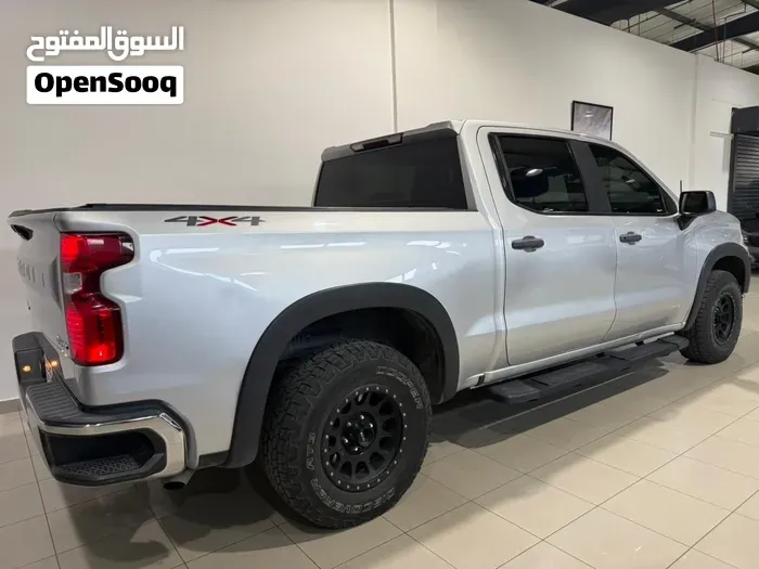 Chevrolet Silverado 1500 2020 photo 2