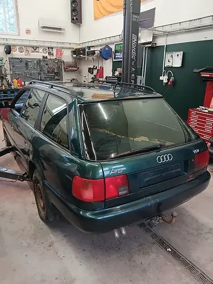 Audi A6 1997 photo 2