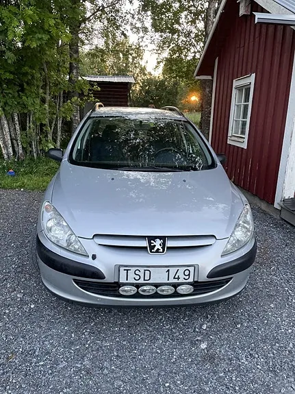 Peugeot 307 2003 photo 2