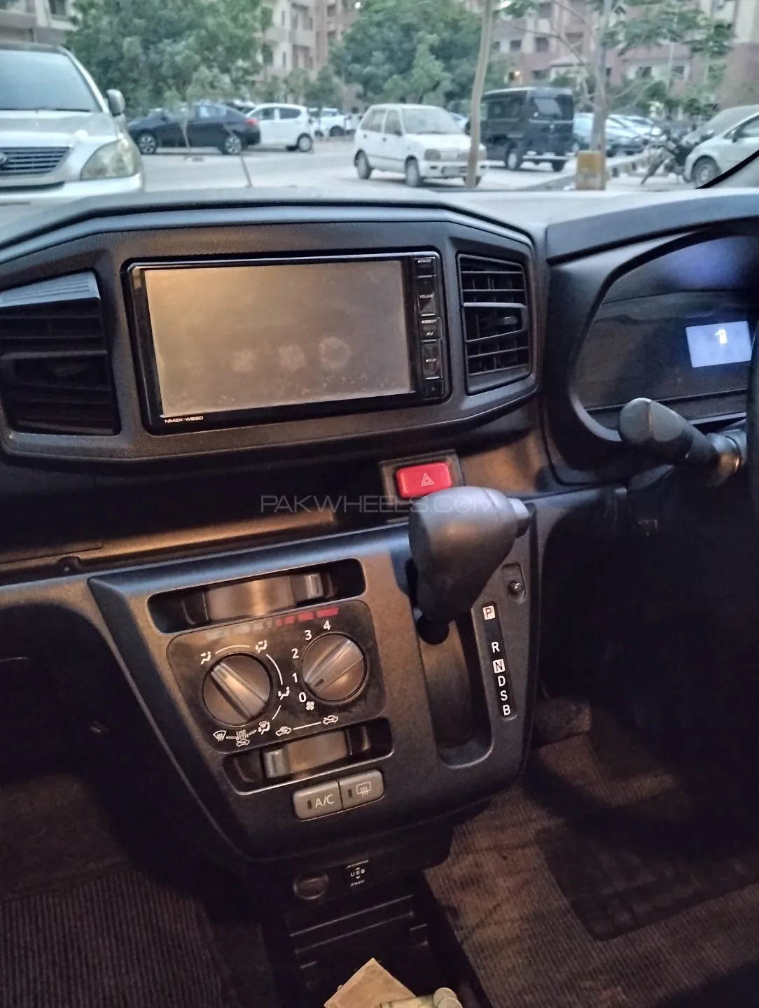Daihatsu Mira