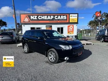 Mitsubishi Outlander 2013 photo 2
