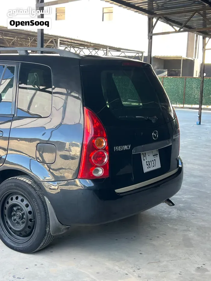 Mazda Premacy 2002 photo 3