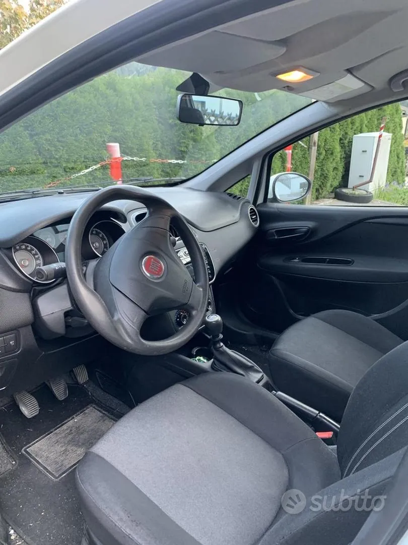 Fiat Punto 2017 photo 4
