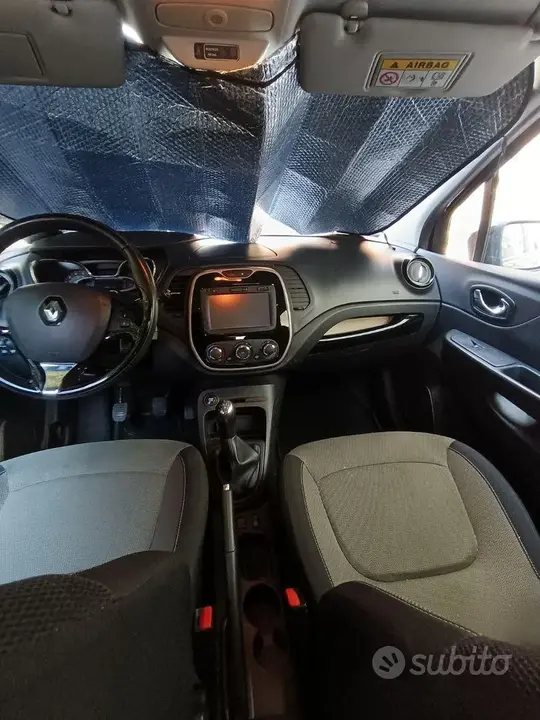 Renault Captur 2015 photo 3
