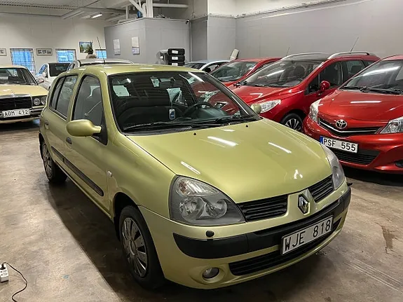 Renault Clio 2005 photo 3