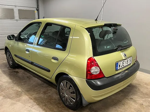 Renault Clio 2005 photo 5