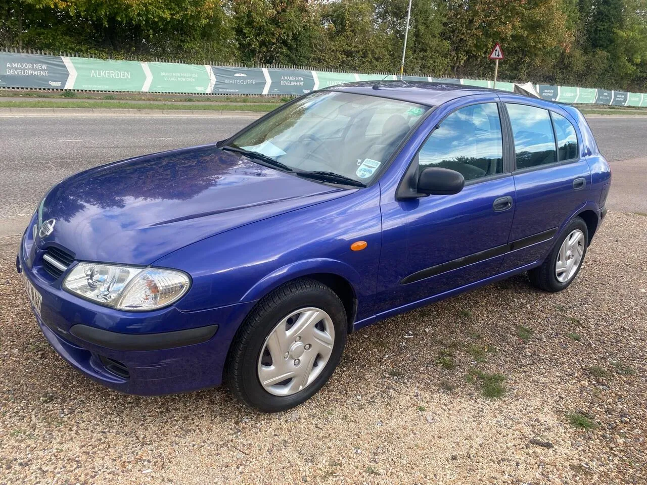 Nissan Almera