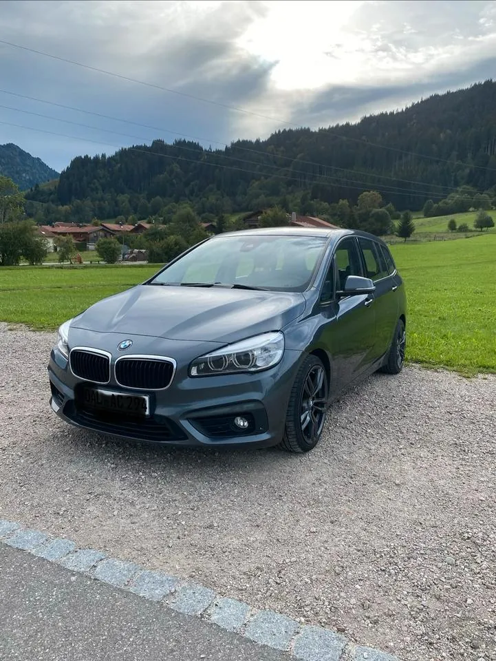 BMW 218I Grand Tourer Avantgarde