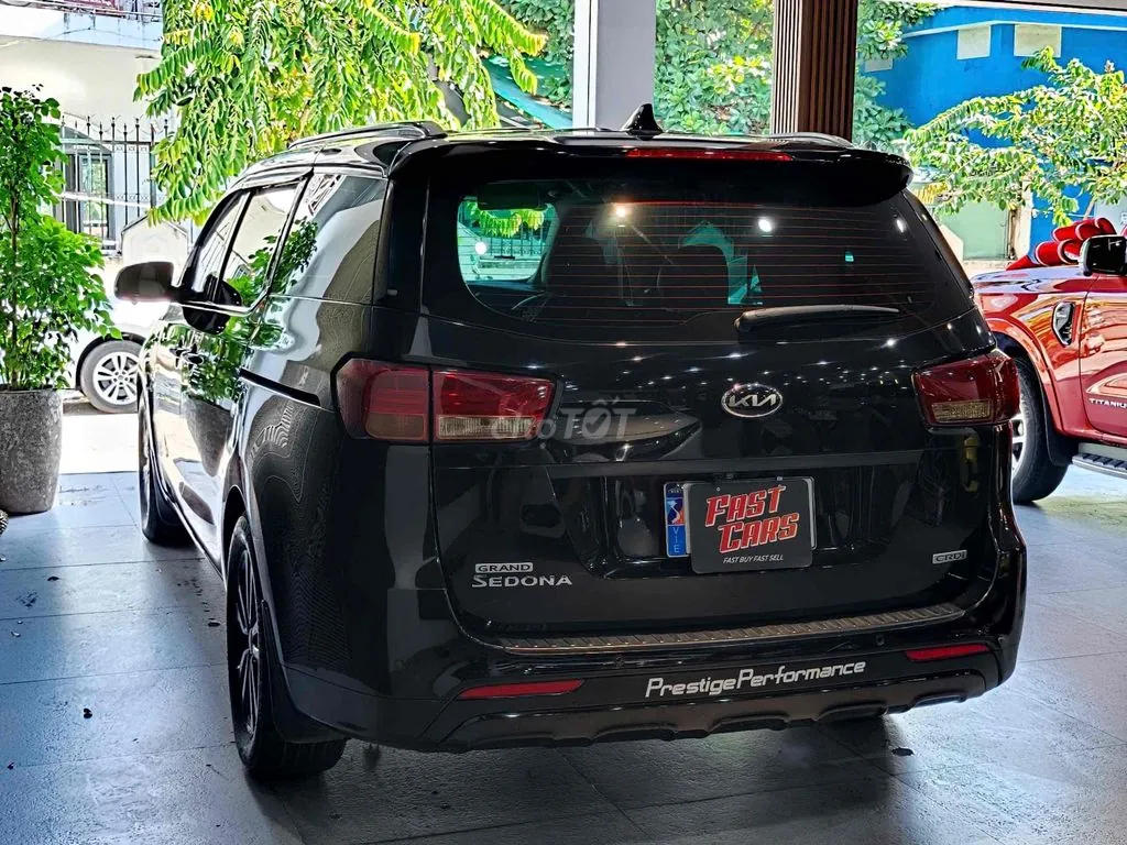 Kia Sedona 2017 photo 4