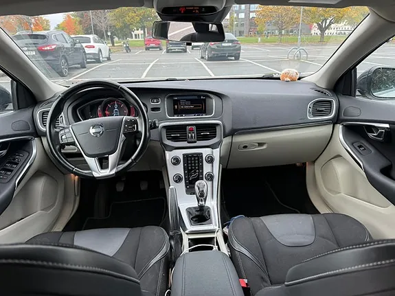 Volvo V40 2013 photo 5