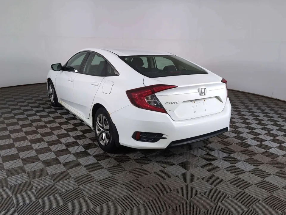 Honda Civic 2017 photo 4