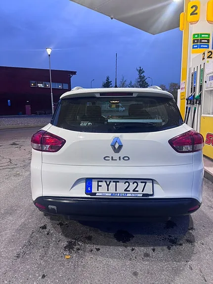Renault Clio 2015 photo 2