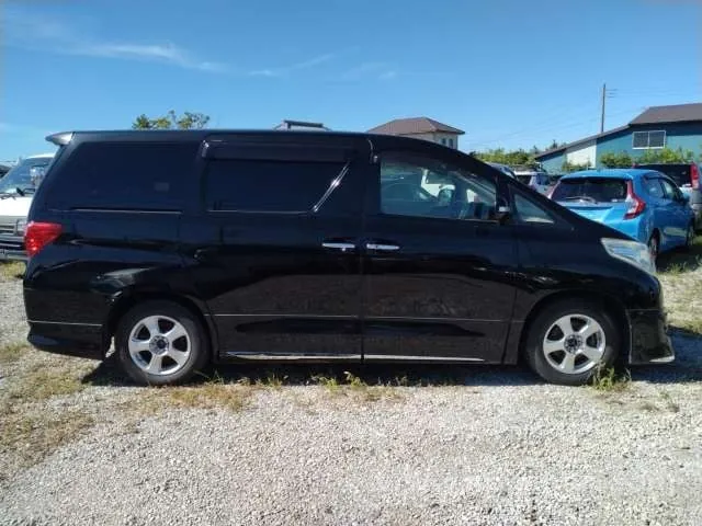 Toyota Alphard 2013 photo 5