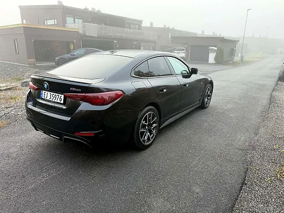 BMW I4