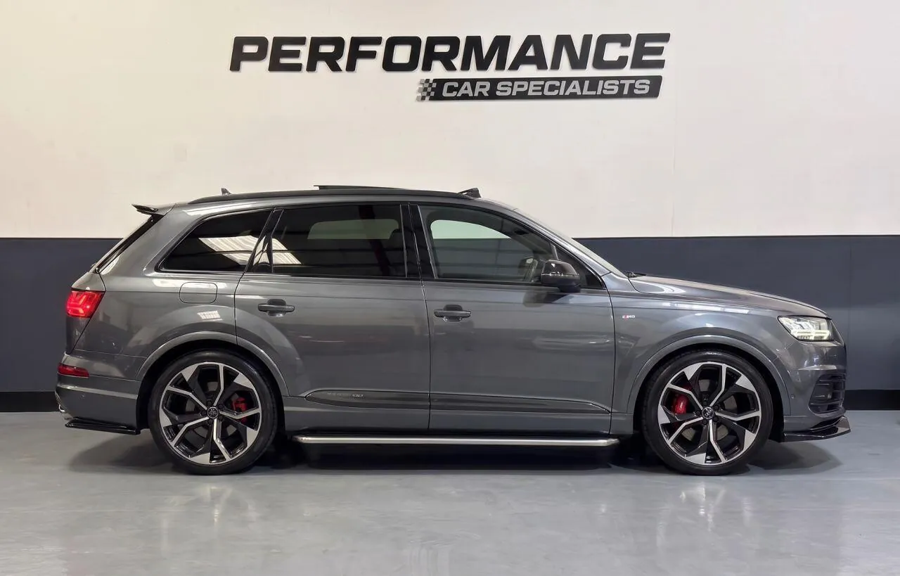 Audi Sq7 2016 photo 2
