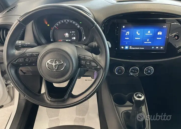 Toyota Aygo 2024 photo 2