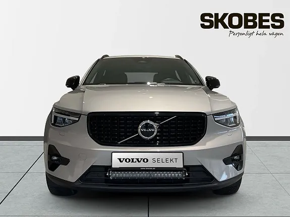 Volvo Xc40 2024 photo 2