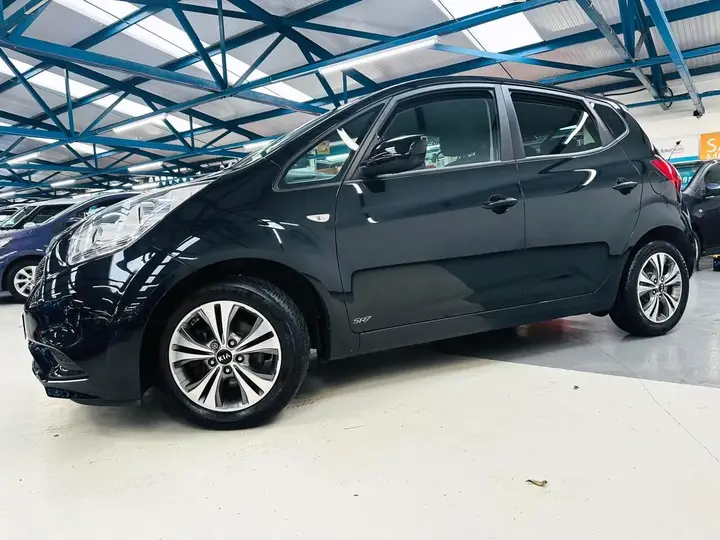 Kia Venga 2015 photo 4