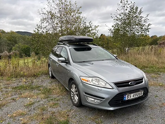 Ford Mondeo 2011 photo 2