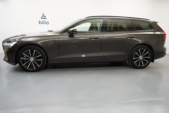 Volvo V60 2025 photo 2