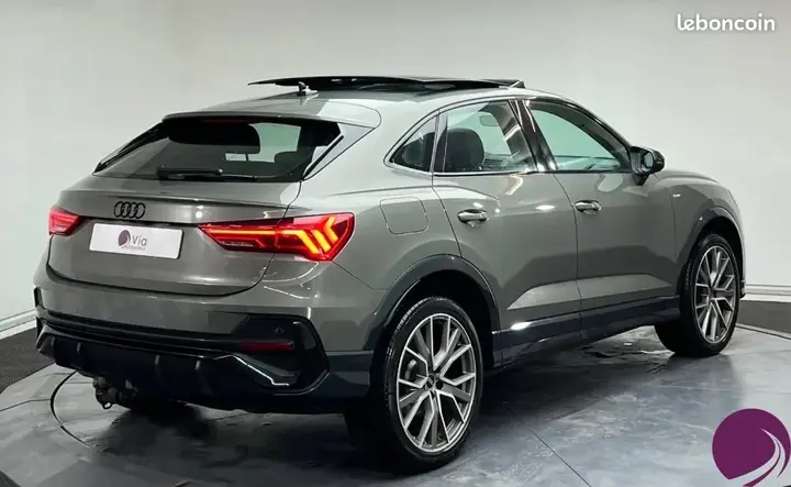 Audi Q3 2021 photo 5