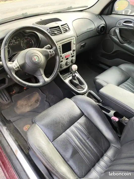 Alfa Romeo 147 2008 photo 2