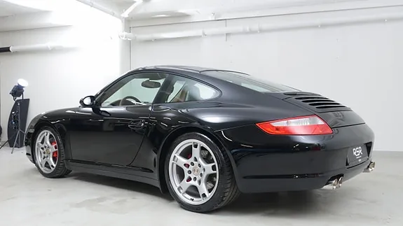 Porsche 911 2006 photo 2