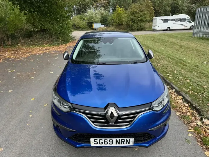 Renault Megane 2019 photo 2