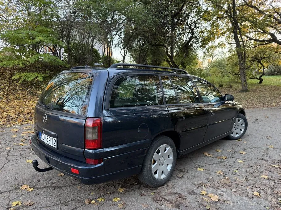 Opel Omega 2003 photo 4