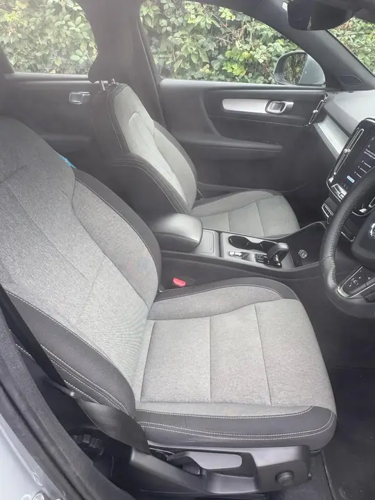 Volvo Xc40 2024 photo 4