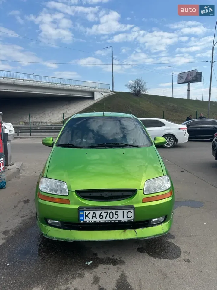 Chevrolet Aveo 2005 photo 2
