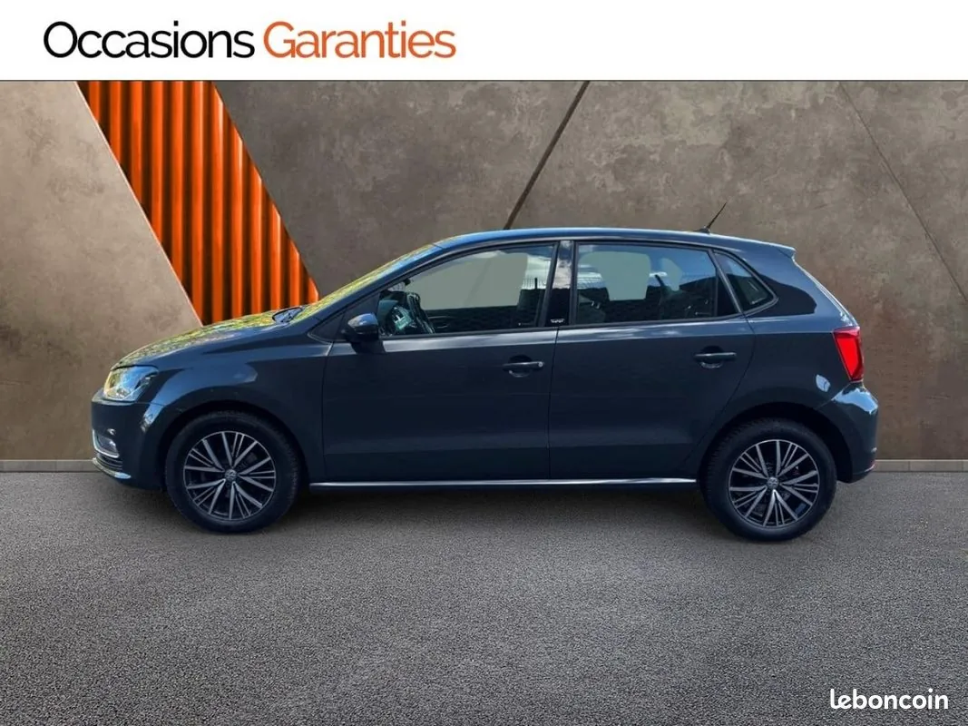 Volkswagen Polo 2017 photo 2