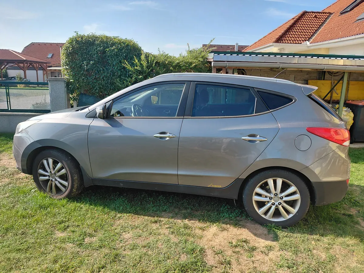 Hyundai Ix35 2012 photo 2