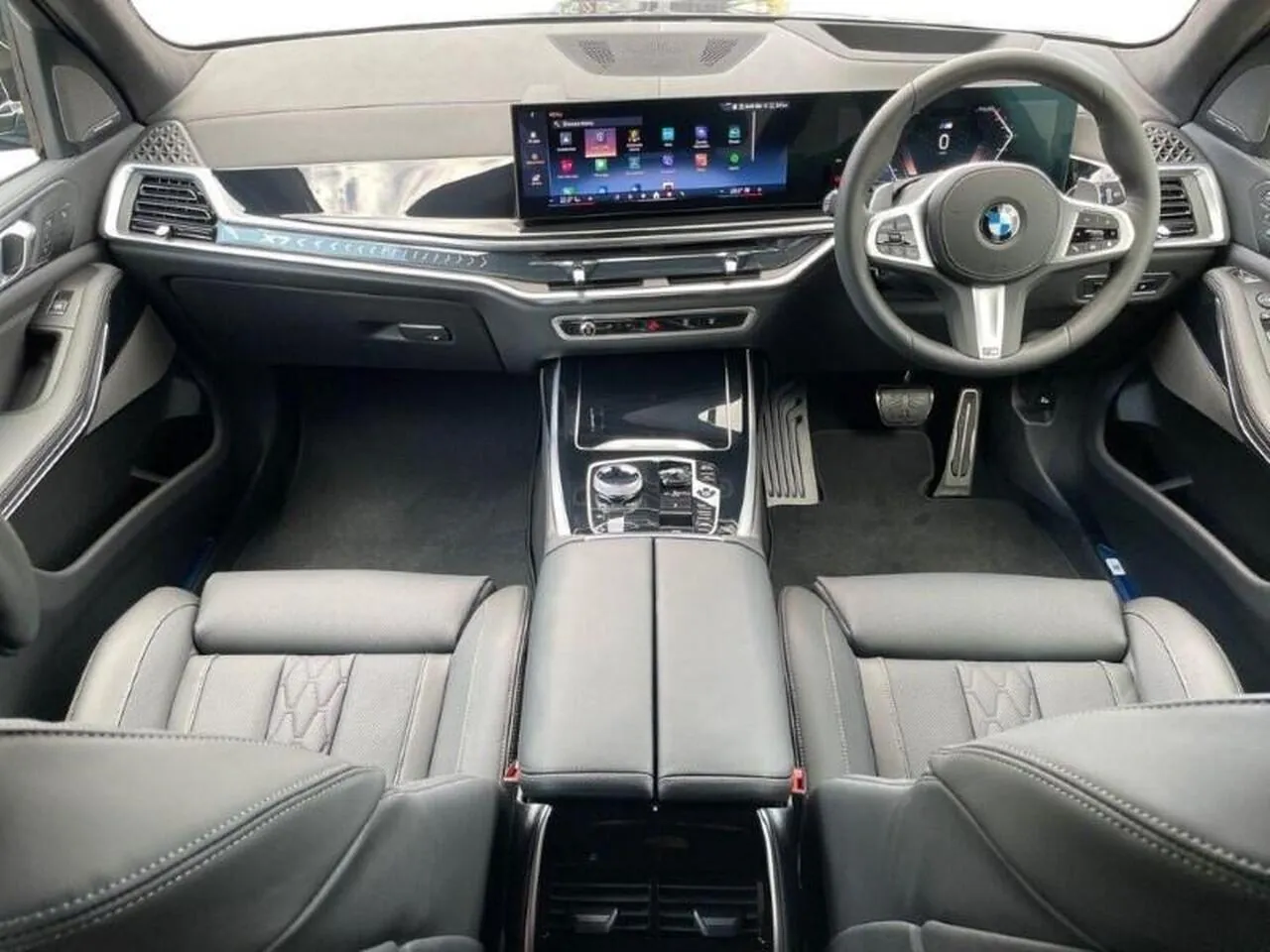 BMW X7 photo 4