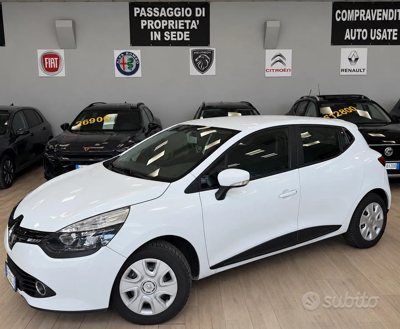 Renault Clio 2013 photo 2