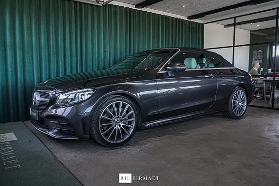 Mercedes-Benz C300 2019 photo 2