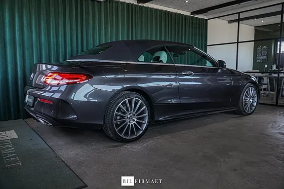 Mercedes-Benz C300 2019 photo 5