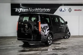 Hyundai Staria 2026 photo 4