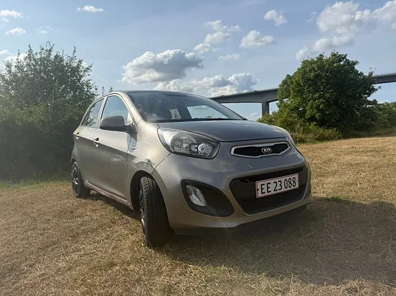 Kia Picanto 2013 photo 4