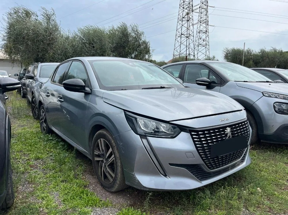Peugeot 208 2022 photo 2